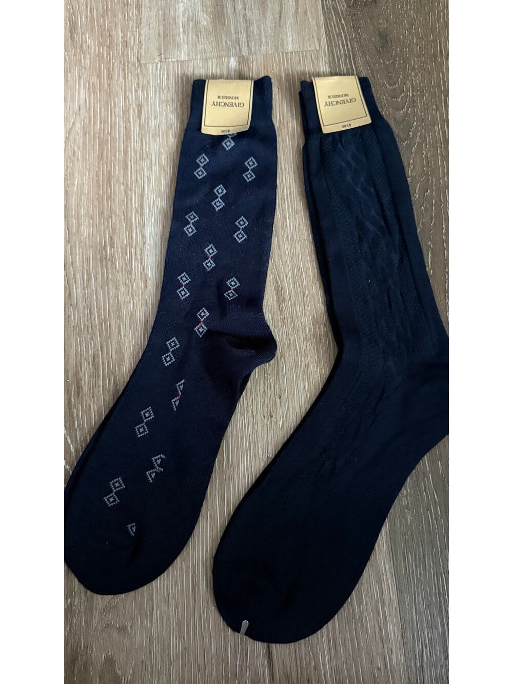 New 2 pair of Givenchy men's dress socks size 10-13 navy blue